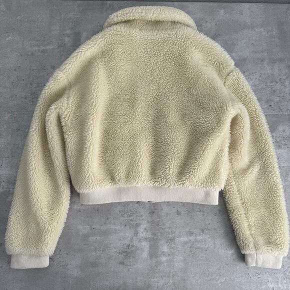 Tiger Mist Teddy Sherpa bomber jacket in cream size small - Picture 6 of 8